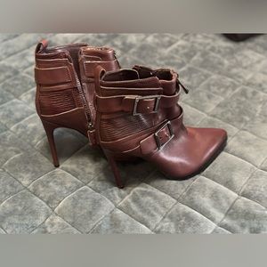 Maroon BCBG Stiletto Booties Sz 6.5
